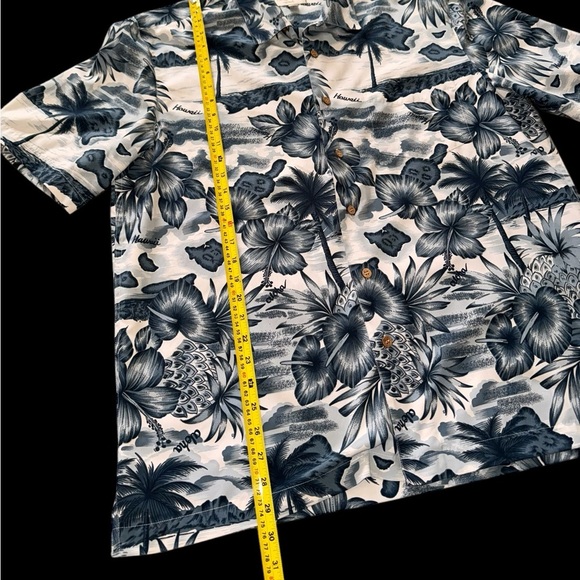 Trader Bay Hawaiian Short Sleeve Button Up T Shirt Men Size Large EUC - Picture 2 of 4